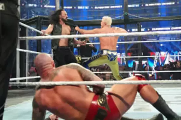 【ＷＷＥ】王者マッキンタイアのチェンバー戦介入で急展開…祭典前にコーディとの防衛戦が緊急決定！