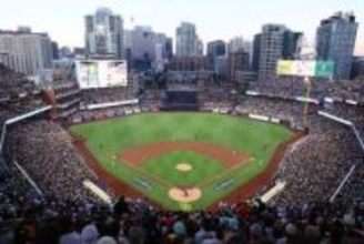 【ＭＬＢ】ドジャース攻略へ問われるパドレスの本気度　39億ドルで取得の新オーナーに「宿命３連戦」