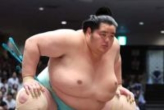 【大相撲】琴桜　両横綱不在のＶチャンスも…王鵬の押し出しで早くも５敗目