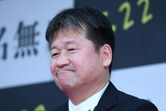 佐藤二朗に変化の兆し  〝大物女優〟の登場で橋本愛バトルはトーンダウンか
