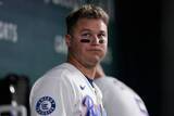 「【ＭＬＢ】村上宗隆もあぜん？　相手選手がベンチで突然の「退場処分」ＡＢＳ却下に不満爆発か」の画像1