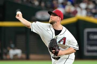 【MLB】カブス―ダイヤモンドバックス戦でサイン伝達疑惑　怒号飛び交う〝場外戦〟で遺恨＝米報道