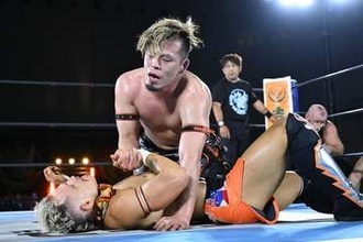 【新日本・ＢＯＳＪ】藤田晃生が連覇王手　ロビー・イーグルスとのパートナー対決制す「絶対取るからな」