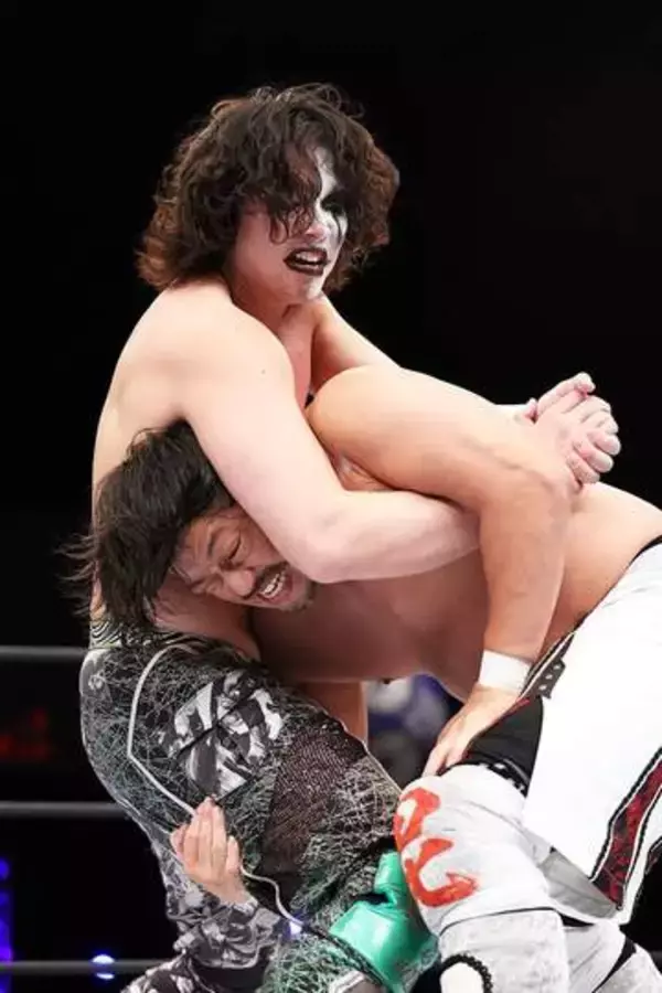 【新日本・Ｇ１】ジェイク・リーが因縁の仙台で２勝　右ヒザ負傷の三味線から後藤にＦＢＳ発射「名演技だったろ？」