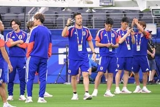 【日本代表】ダラススタジアムで公式練習　鈴木彩艶「いい準備ができた」