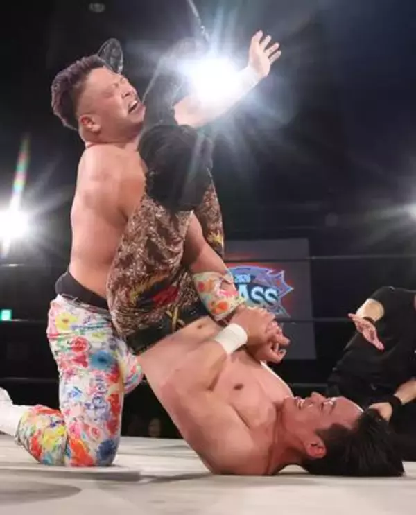 【ＧＬＥＡＴ】Ｔ―Ｈａｗｋが河上隆一を技あり腕十字で下し決勝進出「あと１試合くらいは頑張れそうだぜ！」