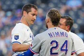 【ＭＬＢ】１７２キロの弾丸ライナーが頭部直撃　倒れた投手へ真っ先に駆け寄る打者に称賛の嵐