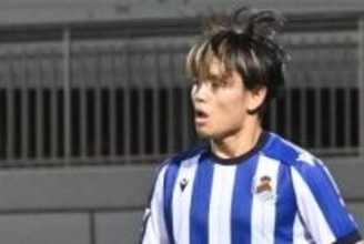 久保建英　マタラッツォ監督が復帰を明言「素晴らしいニュース」も熾烈なスタメン争いへ