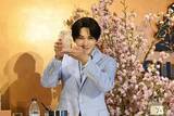 「町田啓太　サントリー大阪工場でお手製ジンソーダに舌鼓「お花見しながら飲みたい」」の画像1
