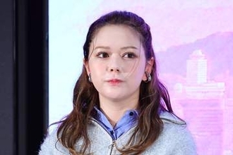 村重杏奈　メッセンジャー・黒田有の〝ハラスメント〟告発「明日も仕事あるんで、頑張りたいんすよ！」