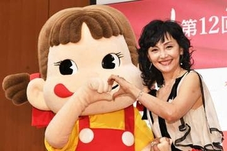 南果歩 〝プラチナエイジ〟受賞「自分史上で今が１番良い」