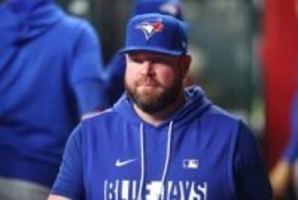 【ＭＬＢ】ブルージェイズが飛行機トラブル　暗がりの砂漠の高速道路を６時間かけてバス移動