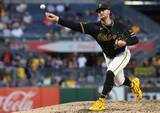 「【ＭＬＢ】怪物スキーンズの奪三振ショーをバントで阻止「セコいプレーだ」と物議＝米報道」の画像1