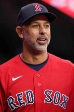 【ＭＬＢ】電撃解任のコーラ前監督　新監督〝打診拒否〟は正解か「仕事をしなくても１９億円」