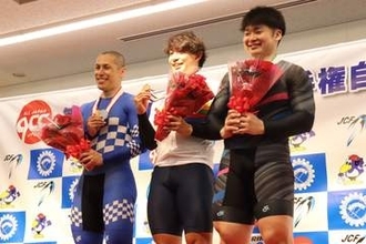 【武雄競輪・全プロ競技大会】小原佑太　元ナショナルチーム対決を制してスプリント初Ｖ「メダルとジャージはファンにあげました」