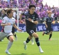 Ｊ１福岡の190cm道脇豊　ベルギー修行で得た成果「やっぱりストライカーはメンタル面が一番大事」