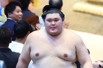 【大相撲】大の里　平戸海を圧倒して初の連勝「勝負勘も徐々に戻ってきている」
