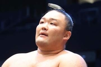 【大相撲】朝乃山 ５連勝で首位１差追走「連勝は気にせずに一日一番。自分の相撲を取る」