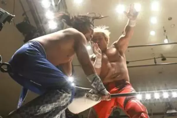 「【ノア】拳王がＡＭＡＫＵＳＡとのシングルで勝利「いずれまたそこで戦おうぜ」」の画像