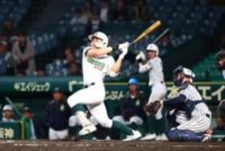 【センバツ】専大松戸が九国大付に完勝で８強　７７歳最年長の持丸監督「素晴らしい！」を連発
