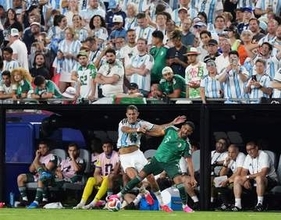 【北中米Ｗ杯】アルジェリアがFIFAに抗議　メッシのファウルを問題視「VARが行われるべきだった」