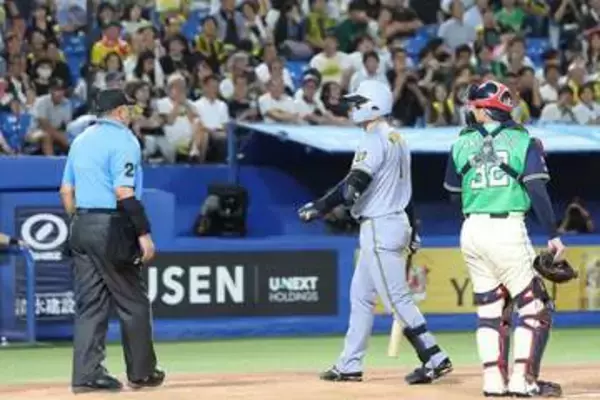 【阪神】森下翔太〝喜怒哀楽〟の詰まった一日　判定巡り球審と不穏ムード