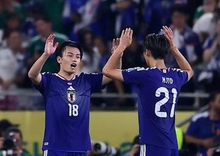 日本の追加点直後に給水タイム突入「ＣＭ入れないで本田圭佑の話をずっと聞かせて」