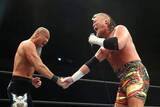 「【新日本】プロレス界に友情はあった！ 天山広吉最後の日に…飯塚高史と18年ぶり和解「やっと戻ってくれたのかなって」」の画像1