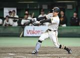 「【巨人】佐々木俊輔の劇的２ランで今季初サヨナラ勝利　阿部監督が伝えていた「バントはないよ」」の画像1
