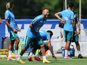 【北中米Ｗ杯】ネイマール出番わずかでも…アンチェロッティ監督は称賛「礼儀正しく親切で、非常に謙虚」