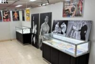 福岡の「アントニオ猪木展」は展示スペース倍増　アンドレの３８センチのリングシューズも展示