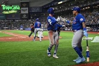【ＭＬＢ】カブス戦生中継でお尻丸出し映像流れる大放送事故　ボールを追いかけたファンの悲劇