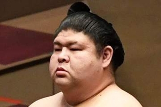 【大相撲】〝大食い横綱〟元明瀬山が回転寿司食べ放題に挑戦…５０皿突破後にまさかの品を注文