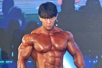 横川尚隆 vs キーオン・ピアソン〝世紀の名勝負〟動画が世界で話題沸騰「大胸筋は勝ってる？」