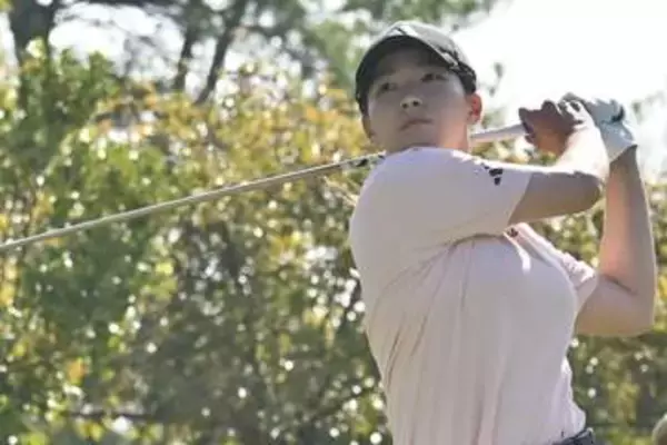 渋野日向子が感謝と決意表明「カタツムリさんよりもゆっくりだけど」