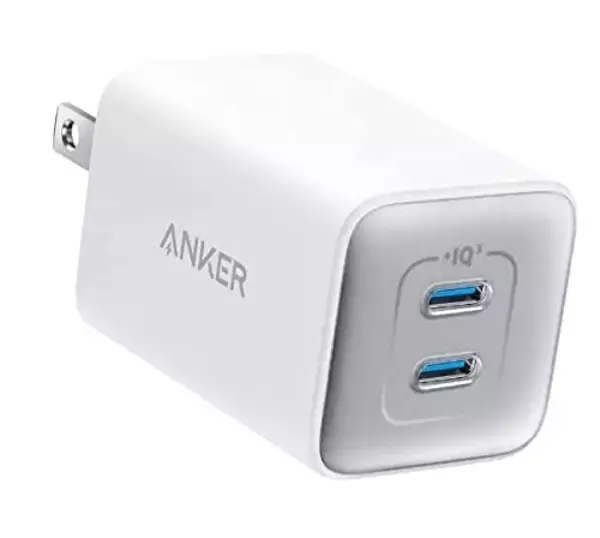 「【29%OFF】折り畳み式プラグで2台同時充電「Anker 523 Charger 47W」」の画像