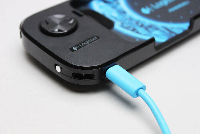 【レビュー】アップル公式APIに対応iPhone用ゲームコントローラ『ロジクール G550 POWERSHELL CONTROLLER + BATTERY』