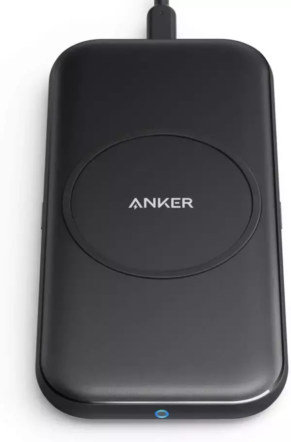 【15%OFF】丸型より安定するワイヤレス充電器「Anker PowerWave Base Pad」がタイムセール中