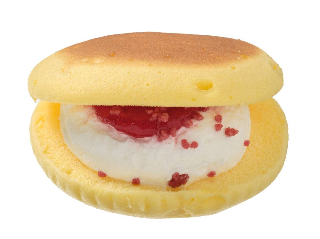 【セブン-イレブン】甘いご褒美！クリーム系スイーツ新作3選「7プレミアム　パンケーキバーガー　いちご＆ホイップ」は見た目もかわいい