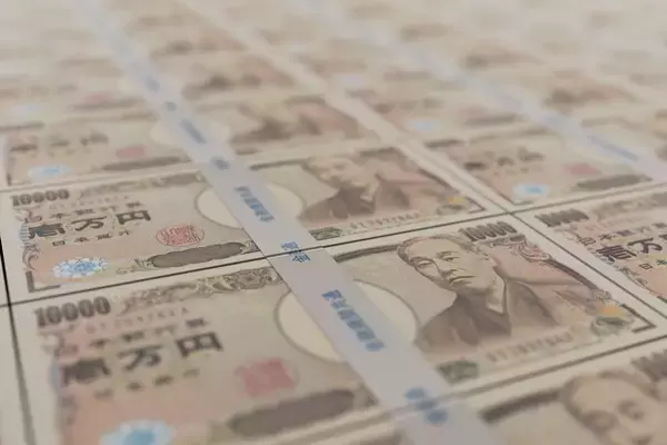 日本で資産1億超の「富裕層」は約300万人以上！2025年には約175万人増の可能性も