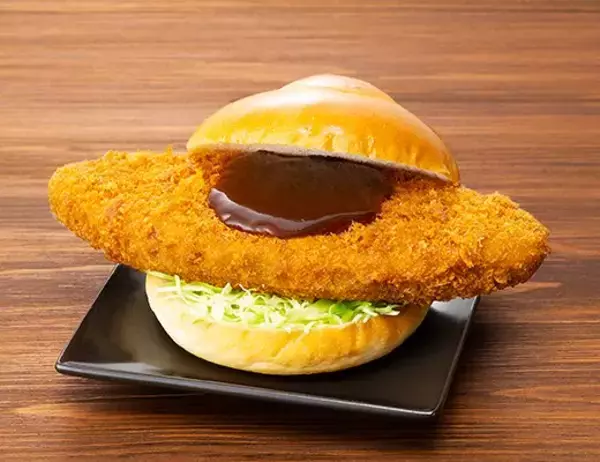 「【ローソン】がっつり食べたい日に！新作の「盛りすぎ！」商品3選「盛りすぎ！具！おにぎり　ポーク玉子(シーチキン®マヨネーズ)」はポークランチョンが51％増量」の画像