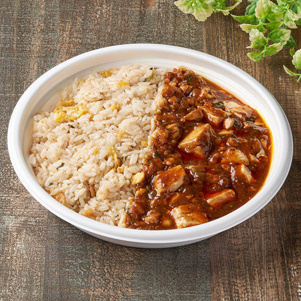 【ファミリーマート】有名店監修商品も！ファミマの新作お弁当3選「印度料理シタール監修　生クリームのコク濃厚バターチキンカレー」はカレーのコクがすごい！