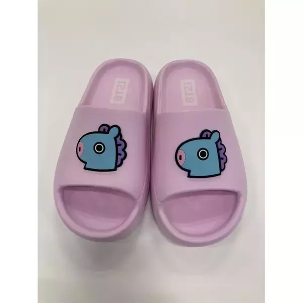 「今話題のマカロンサンダル【しまむら】「BT21サンダル」推しごと選べる7種」の画像