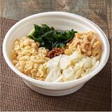 「【ファミリーマート】寒い冬に体あったまる新作めん類3選「豚肉と豆腐のチゲうどん」はこだわりの旨辛チゲスープ！」の画像4