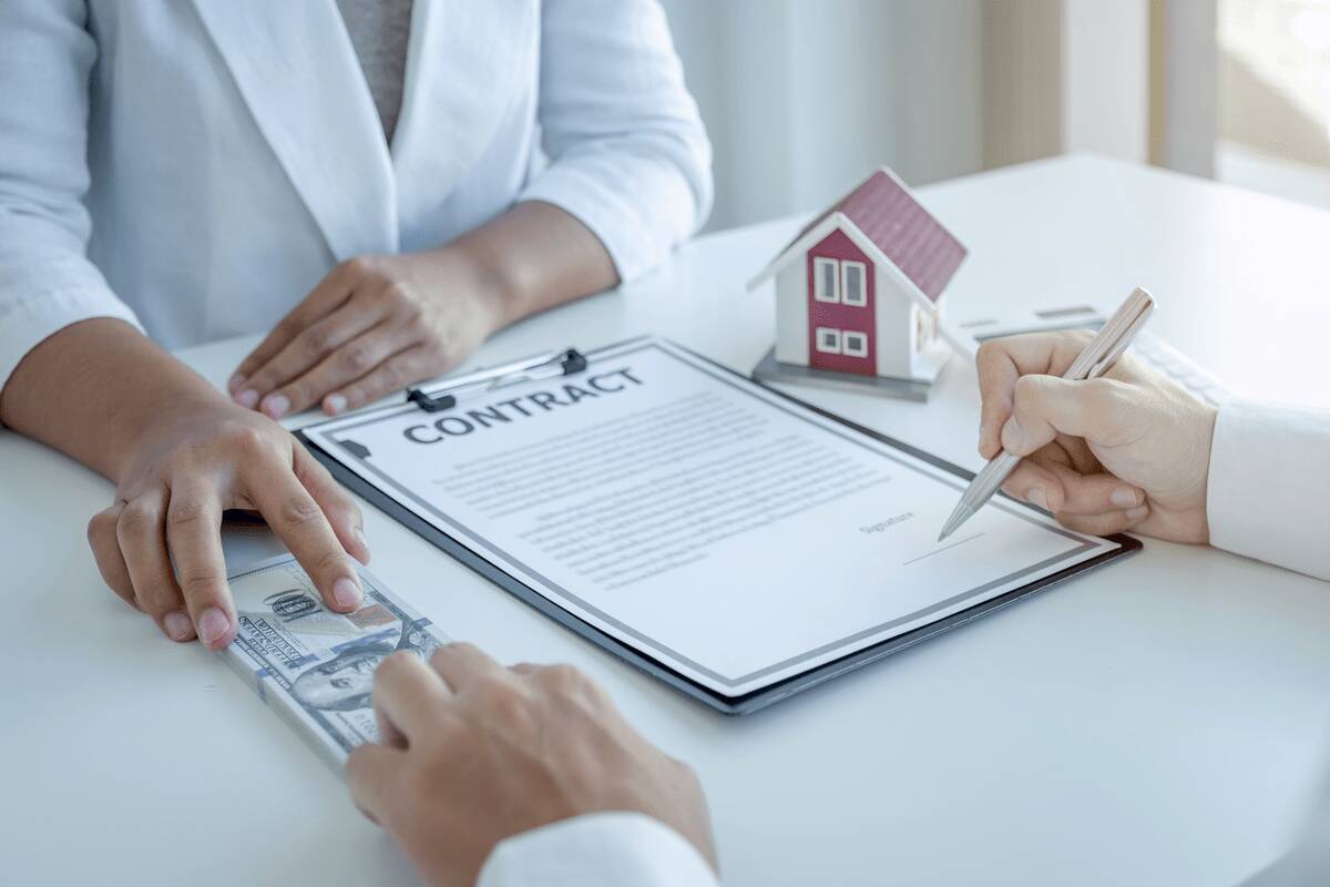 不動産投資は本当に「安定的な資産運用」なのか。老後は安心できるのか