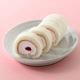 「【ファミリーマート】見た目もかわいい！いちごスイーツがお目見え！ファミマの新作スイーツ3選「いちごのモンブラン（メレンゲ入り）」は甘酸っぱさがたまらない」の画像3