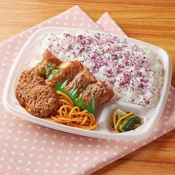 【ファミリーマート】ボリューム満点なファミマの新作お弁当3選「大盛ごはん！合い盛り唐揚とつくね弁当」はおかずたっぷりで食欲増進！
