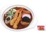 「【セブン-イレブン】寒い日はやっぱり温かい麺！セブンの新作麺類3選「期間限定　海老天味噌煮込みうどん」はかつお出汁が効いたつゆがおいしい！」の画像2