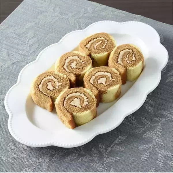 「【ファミリーマート】新作スイーツ3選でほっこりコーヒータイム「ダブルホイップメロンパン」意外な形状のメロンパン」の画像