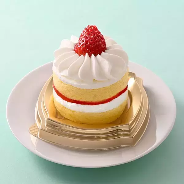 「【ファミリーマート】ホリデーシーズンのご褒美に！ファミマの新作スイーツ3選「ピエール・エルメ　アンソロジー監修　シュークリーム（バニラ）」は濃厚なバニラの味わい」の画像